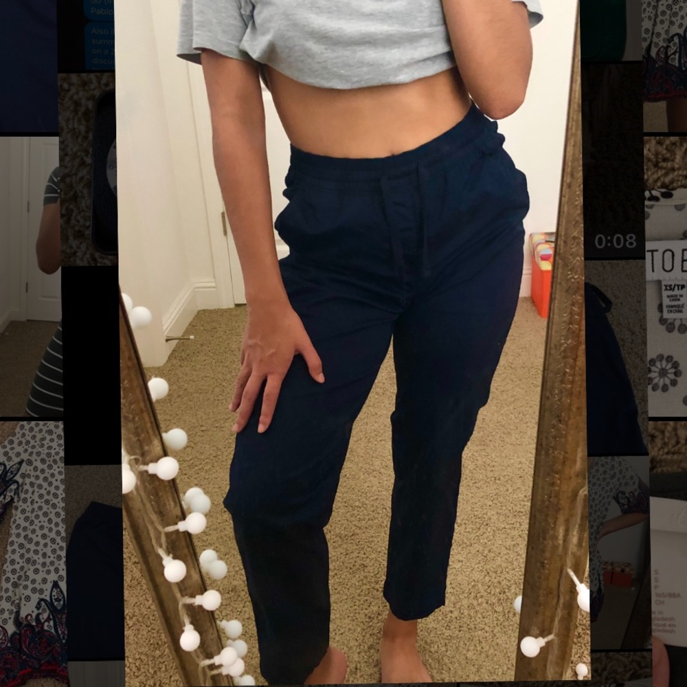 NWOT Uniqlo Women’s Dark Navy Joggers